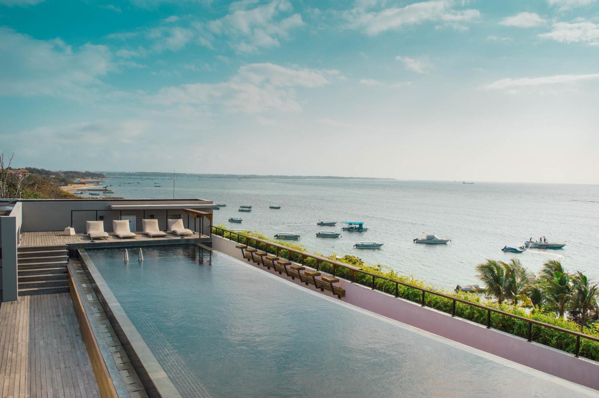 Tijili Hotel Benoa Nusa Dua  Exteriör bild