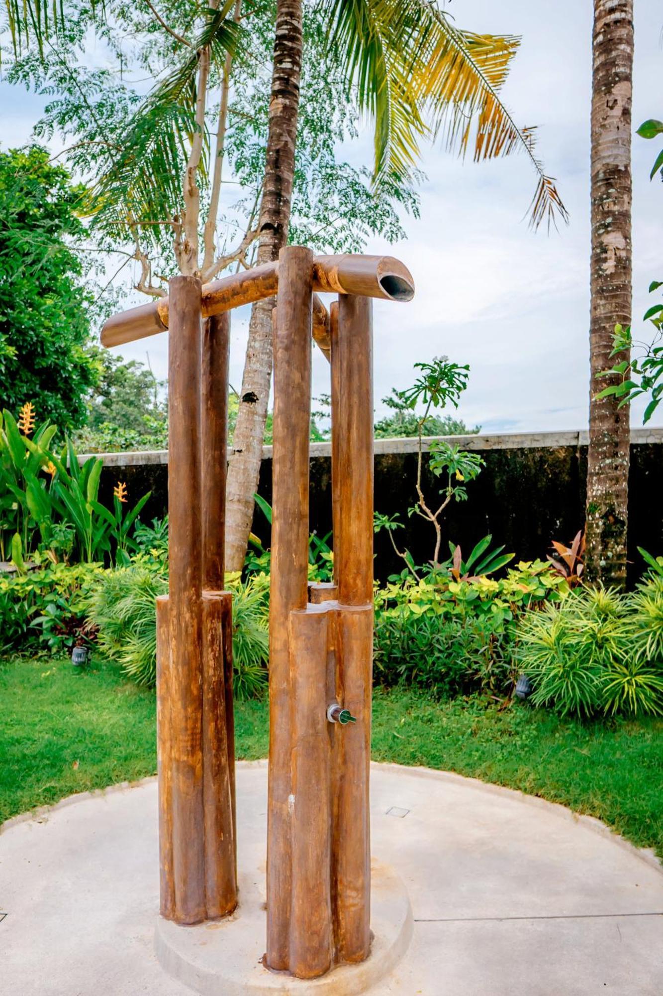 Tijili Hotel Benoa Nusa Dua  Exteriör bild