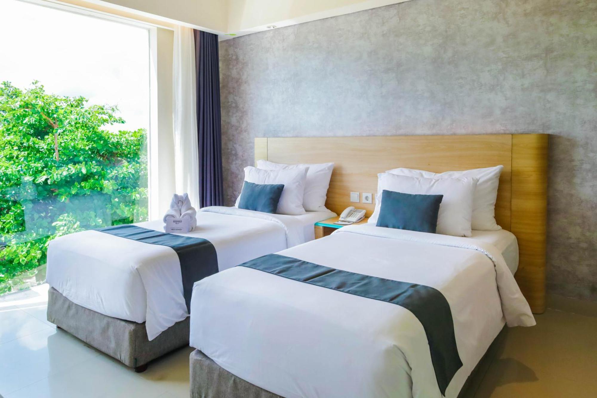 Tijili Hotel Benoa Nusa Dua  Exteriör bild
