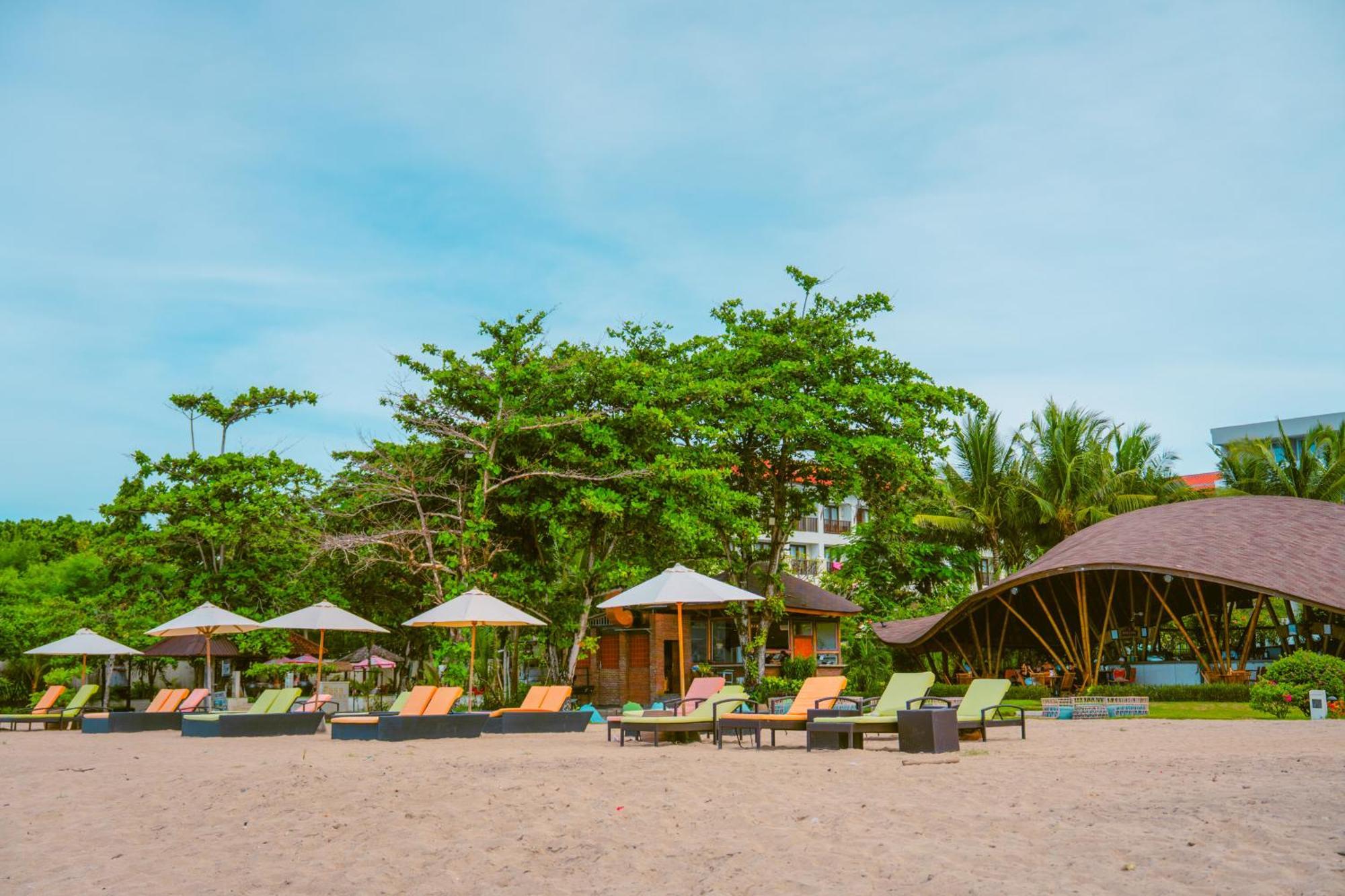 Tijili Hotel Benoa Nusa Dua  Exteriör bild