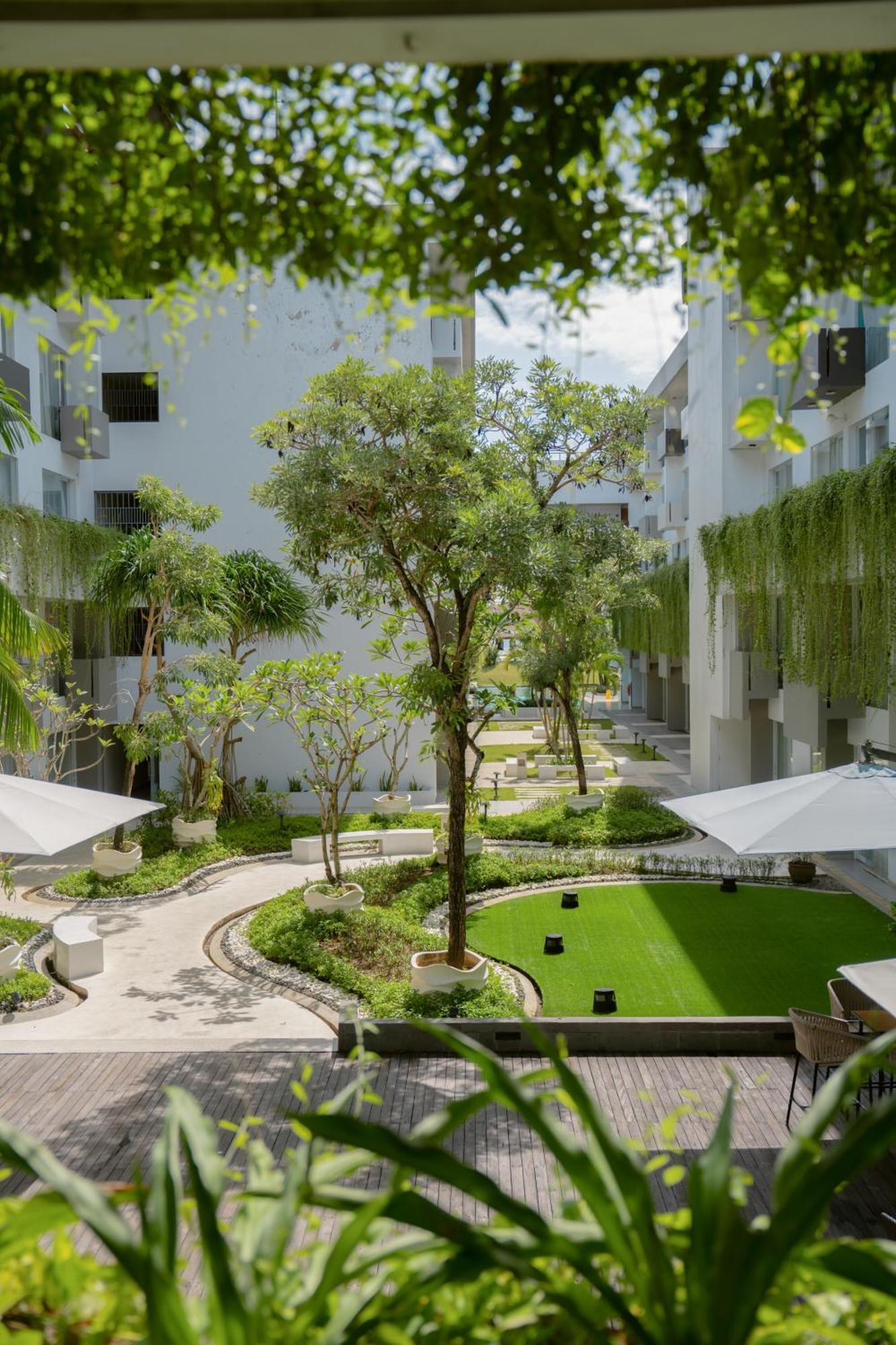 Tijili Hotel Benoa Nusa Dua  Exteriör bild